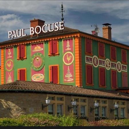 Chambre D'Hotes Du Vieux Collonges Zewnętrze zdjęcie