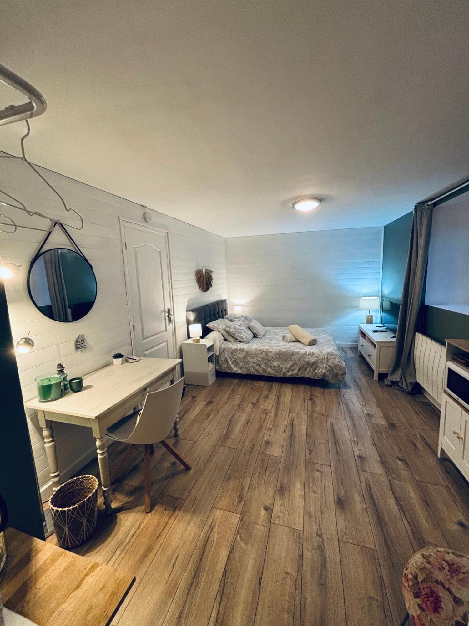Chambre D'Hotes Du Vieux Collonges Zewnętrze zdjęcie